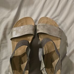 Pierre Dumas Women's Silver Sandals